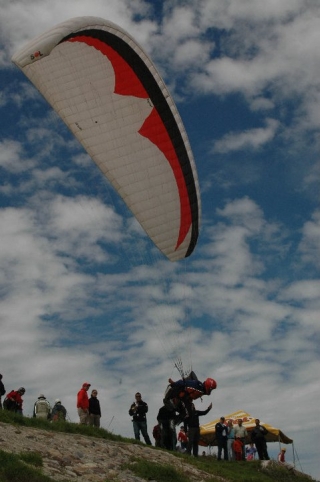  Paragliding takeoff 